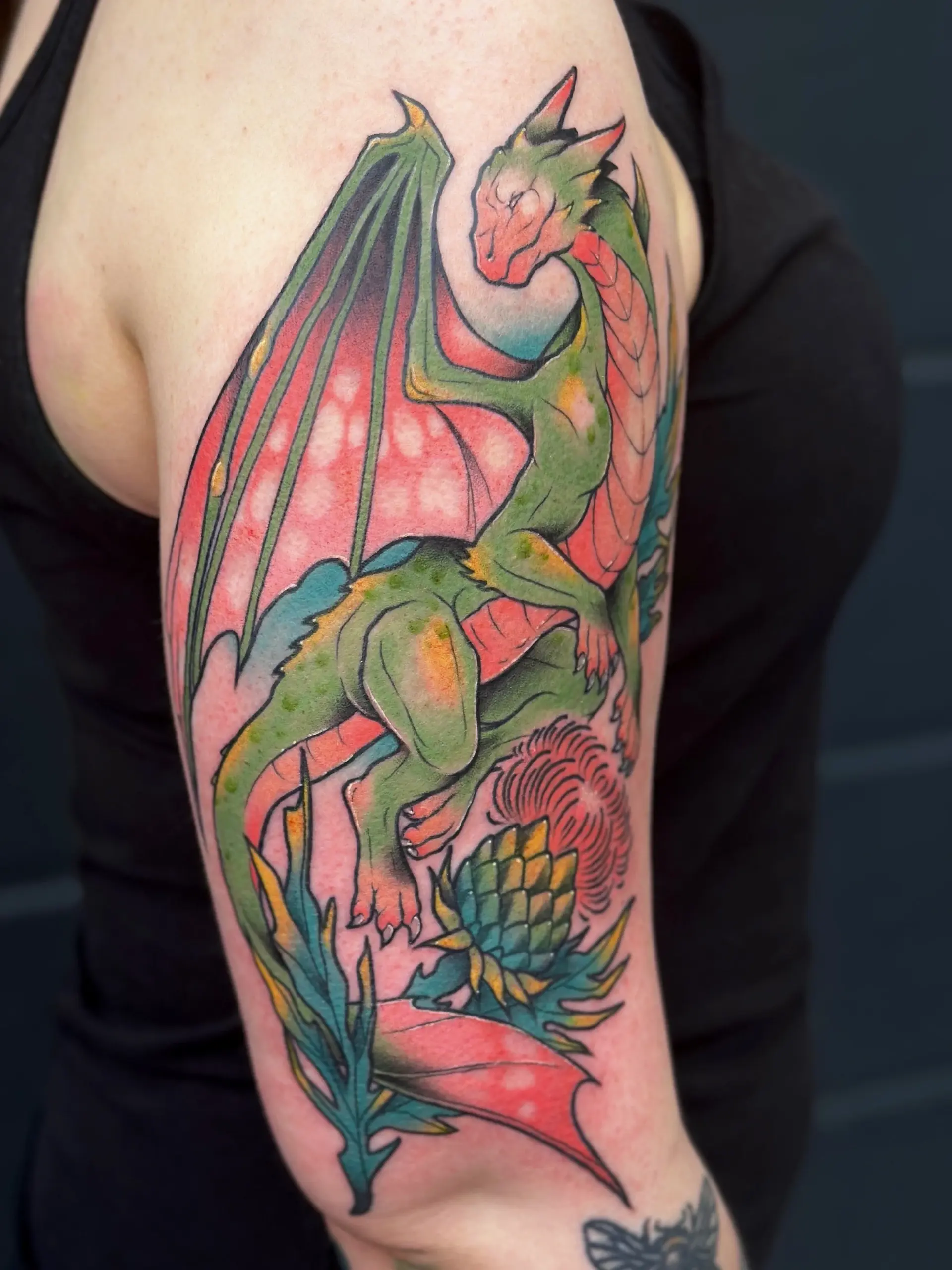 tatuointi-lohikaarme-fantasia-ohdake-neotraditional