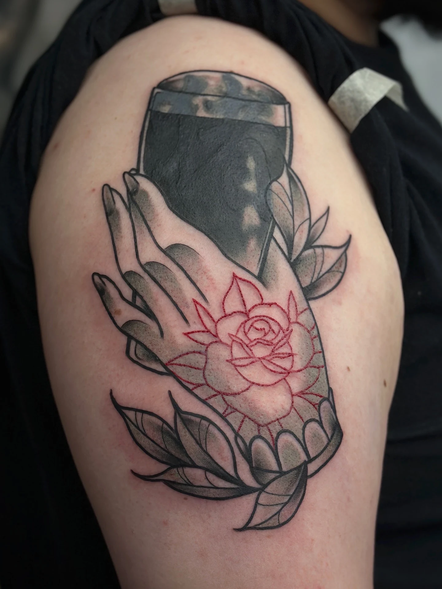tatuointi-neotraditional-tuoppi-kasi-guinness